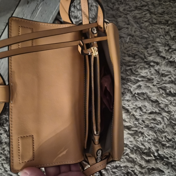 AUTHENTIC Tory Burch Miller Canvas Crossbody Bag Tan Leather Logo NWOT - Picture 6 of 8